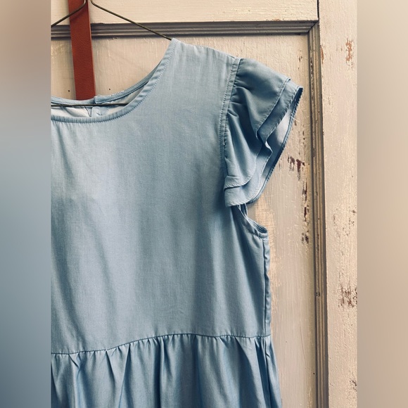 Ruffle Sleeve Dress - Picture 4 of 5